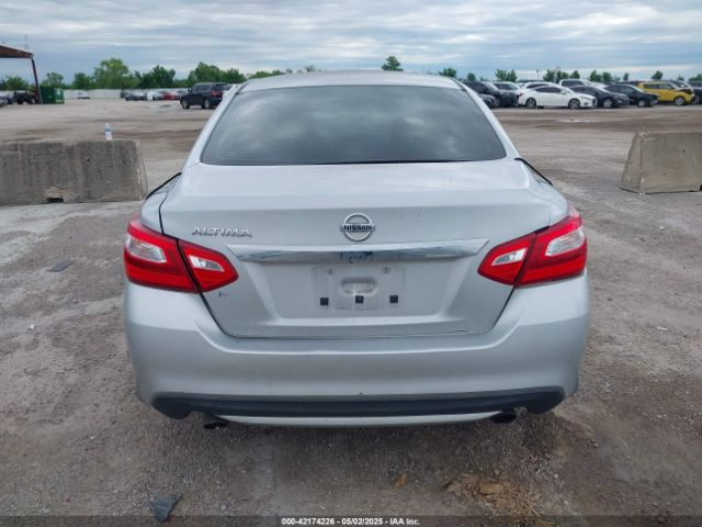 1N4AL3AP1HN345664 Nissan Altima 2.5 S