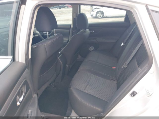 1N4AL3AP1HN345664 Nissan Altima 2.5 S