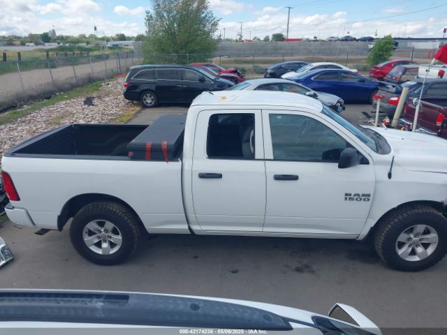 1C6RR7FG6HS698602 RAM 1500 Express  4x4 6'4 Box