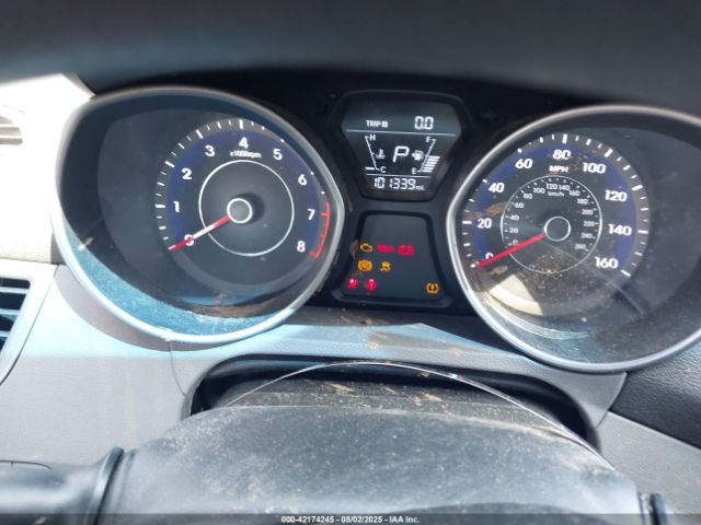 5NPDH4AE0GH744688 Hyundai ELANTRA SE