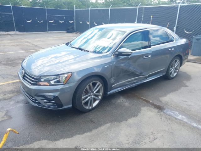 1VWDT7A31HC040976 Volkswagen Passat 1.8t R-line