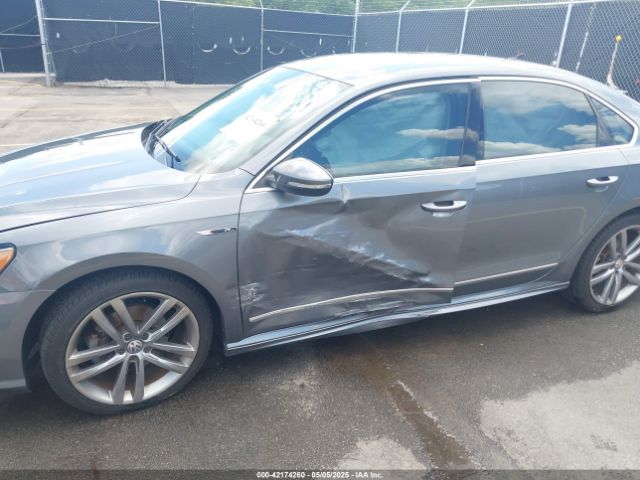 1VWDT7A31HC040976 Volkswagen Passat 1.8t R-line