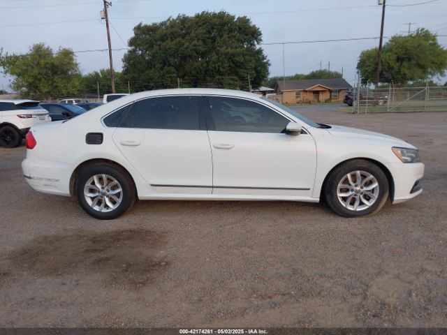 1VWAT7A37GC022869 Volkswagen Passat 1.8t S