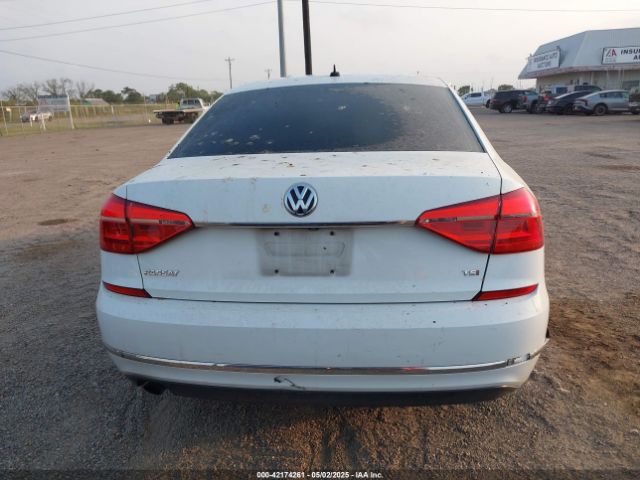 1VWAT7A37GC022869 Volkswagen Passat 1.8t S