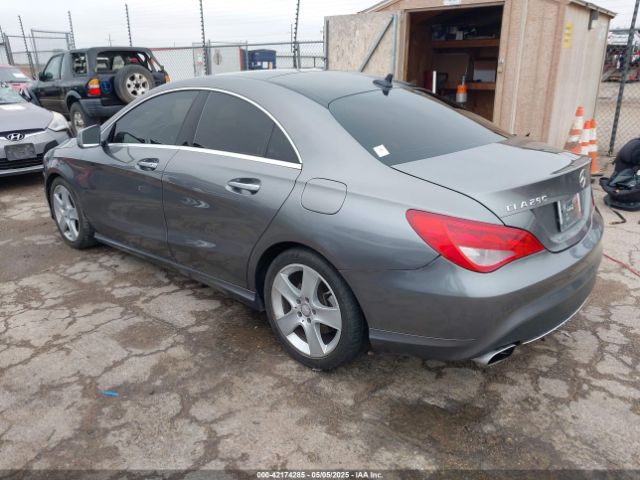 2016 MERCEDES-BENZ CLA 250 WDDSJ4EB1GN332930 Photo 2