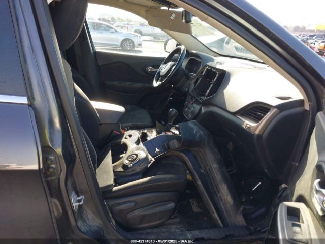 1C4PJMCS6FW750363 Jeep Cherokee Latitude
