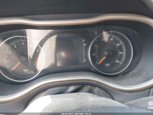 1C4PJMCS6FW750363 Jeep Cherokee Latitude