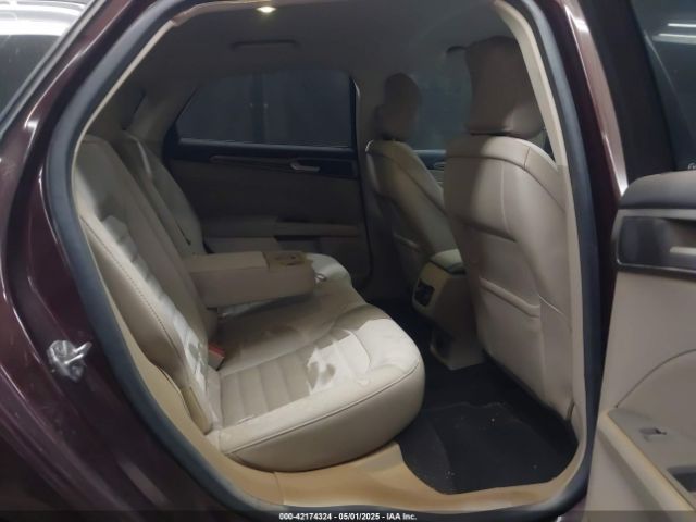 3FA6P0H92HR105567 Ford FUSION SE