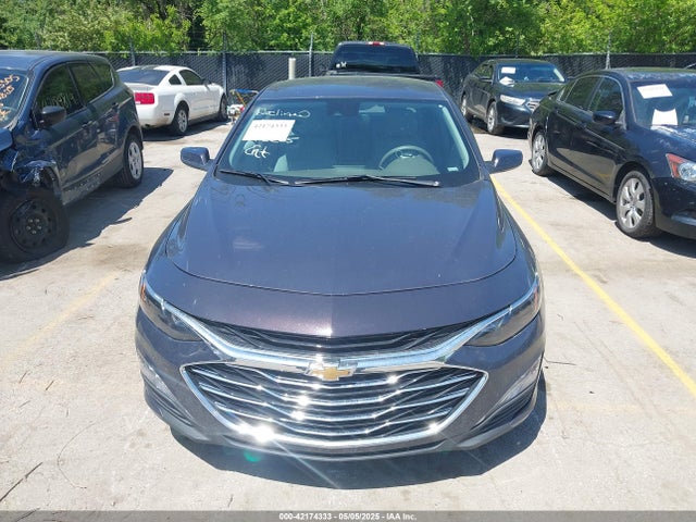 1G1ZD5ST5SF112401 Chevrolet Malibu Fwd 1lt