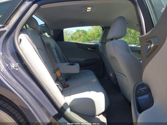 1G1ZD5ST5SF112401 Chevrolet Malibu Fwd 1lt