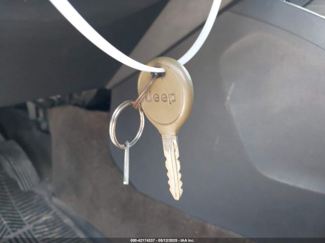 1C4NJPBA4ED786063 Jeep Patriot Sport