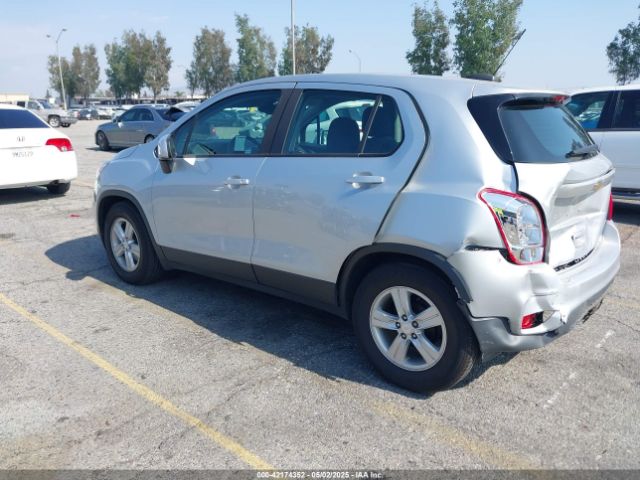 3GNCJKSB7LL299358 Chevrolet Trax Fwd Ls