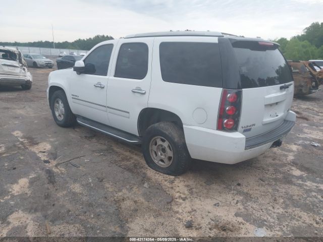 2013 GMC YUKON 1GKS1EEF7DR308188 Photo 2