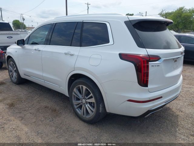 2022 CADILLAC XT6 1GYKPCRS2NZ161800 Photo 2