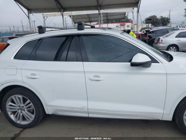 WA1BNAFY2K2102852 Audi Q5 45 Premium