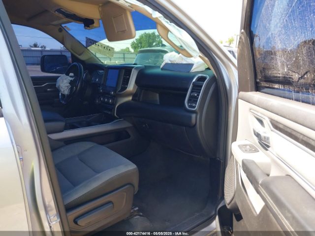 2020 RAM 1500 1C6RREBT8LN294862 Photo 4