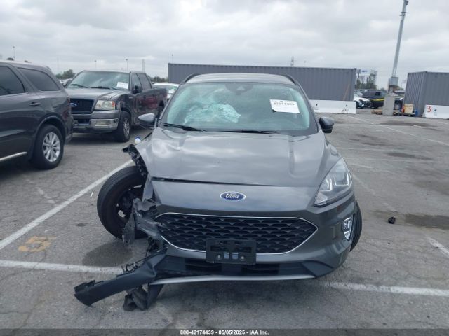 1FMCU0H60NUB61292 Ford ESCAPE SEL