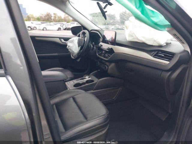 1FMCU0H60NUB61292 Ford ESCAPE SEL