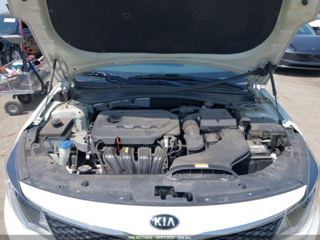 KNAGT4L3XJ5216216 KIA Optima Lx