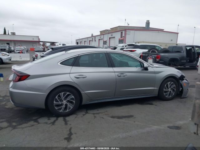 KMHL24JJ6MA023753 Hyundai Sonata Blue