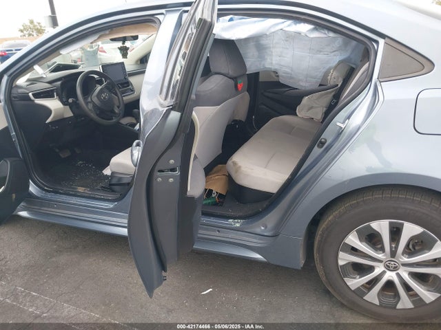 Toyota Corolla Hybrid Le 2021 JTDEAMDE7MJ020682 Image 8