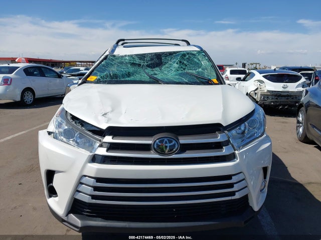 5TDKZRFH0KS314263 Toyota Highlander Xle