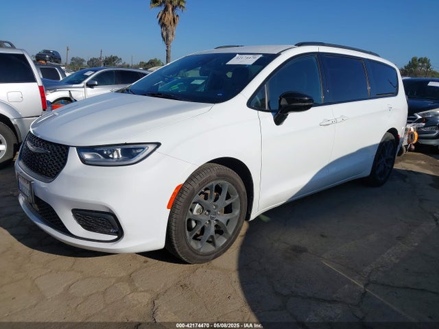 2C4RC1BG5RR112584 Chrysler 2024