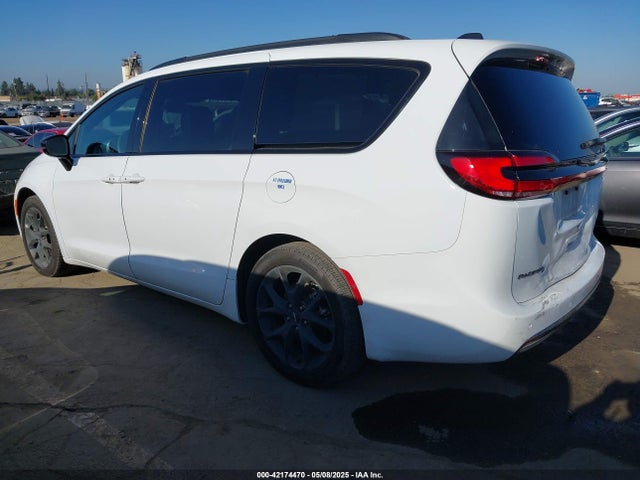2C4RC1BG5RR112584 Chrysler 2024