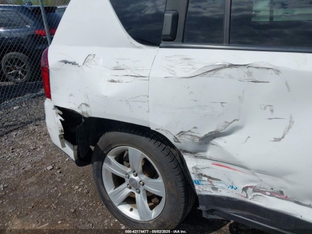 1C4NJDEB6ED827134 Jeep Compass Latitude