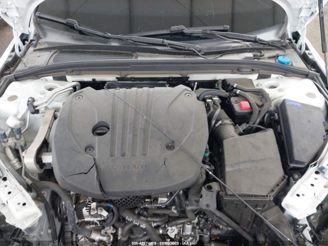 7JRL12TH4RG305580 Volvo S60 B5 Plus Black Edition