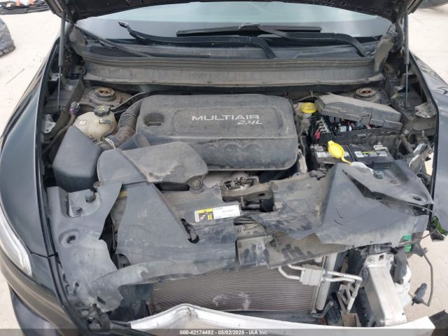 1C4PJLCB8JD534030 Jeep Cherokee Latitude