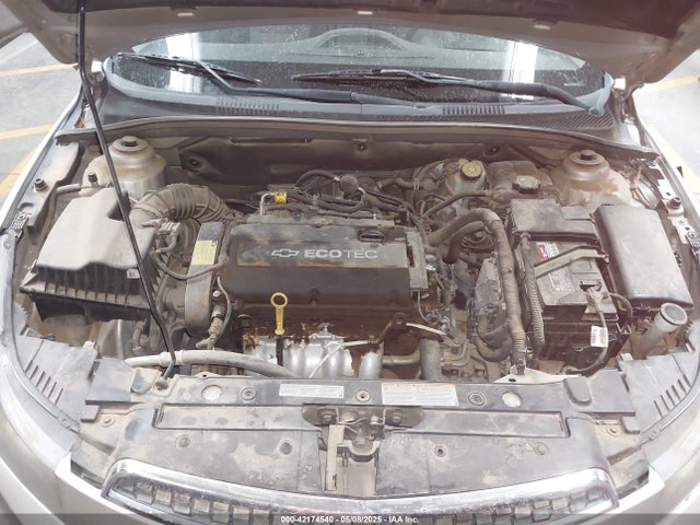1G1PA5SH2E7323419 Chevrolet Cruze Ls Auto