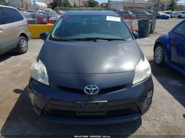 JTDKN3DU5E0389363 Toyota Prius Two