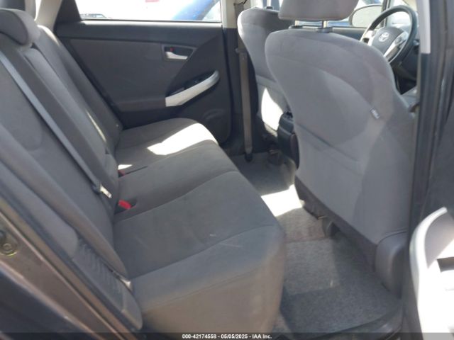 JTDKN3DU5E0389363 Toyota Prius Two