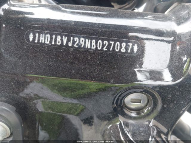 2022 HARLEY-DAVIDSON FXST 1HD1BVJ29NB027087 Photo 9