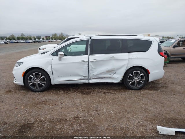 Chrysler Pacifica Pinnacle 2022 2C4RC1PG9NR139791 Image 15