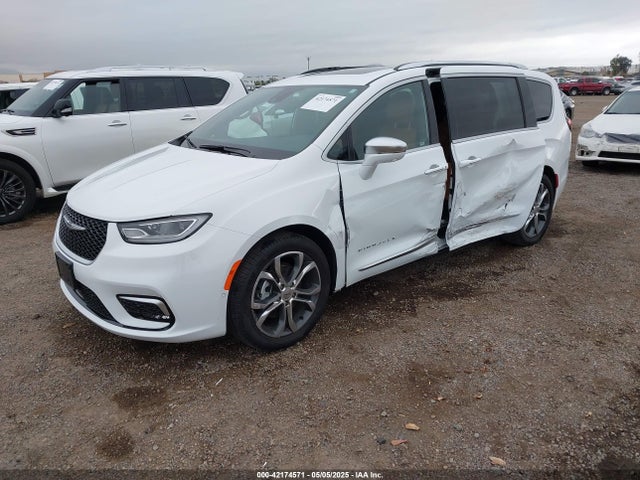 Chrysler Pacifica Pinnacle 2022 2C4RC1PG9NR139791 Image 2