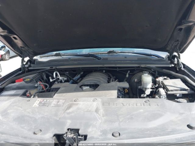 1GNSKBKC6KR266831 Chevrolet Tahoe Lt