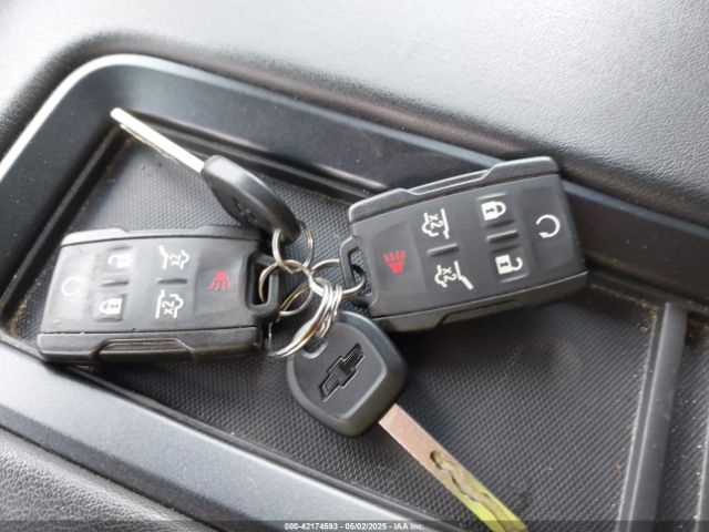 1GNSKBKC6KR266831 Chevrolet Tahoe Lt