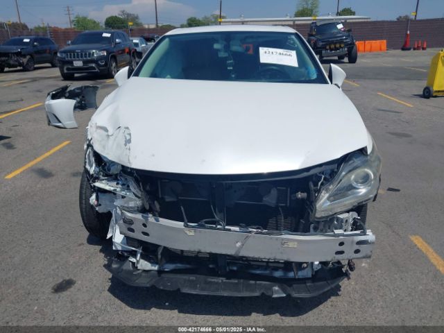 JTHKD5BH9E2185172 Lexus CT 200H