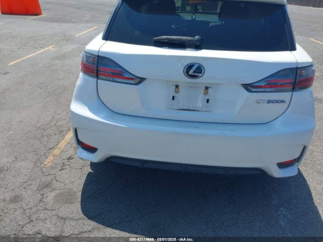 JTHKD5BH9E2185172 Lexus CT 200H
