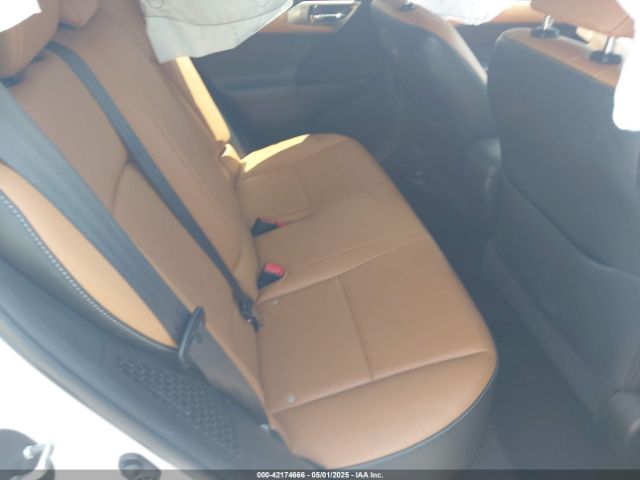 JTHKD5BH9E2185172 Lexus CT 200H