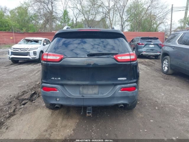 1C4PJMCS0EW208092 Jeep Cherokee Latitude