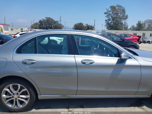 55SWF4KB3FU032903 Mercedes-Benz C 300 4matic/luxury 4matic/sport 4matic