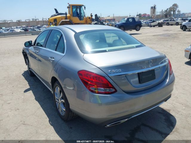 55SWF4KB3FU032903 Mercedes-Benz C 300 4matic/luxury 4matic/sport 4matic