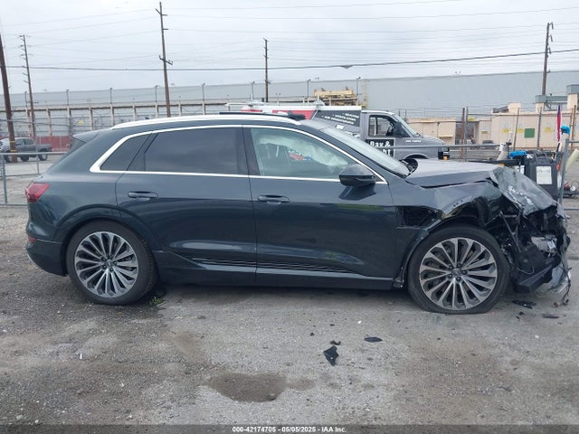 WA1VABGEXKB024680 Audi 2019