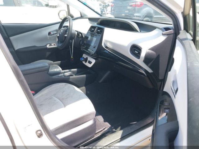 JTDKBRFU4G3523676 Toyota Prius Two