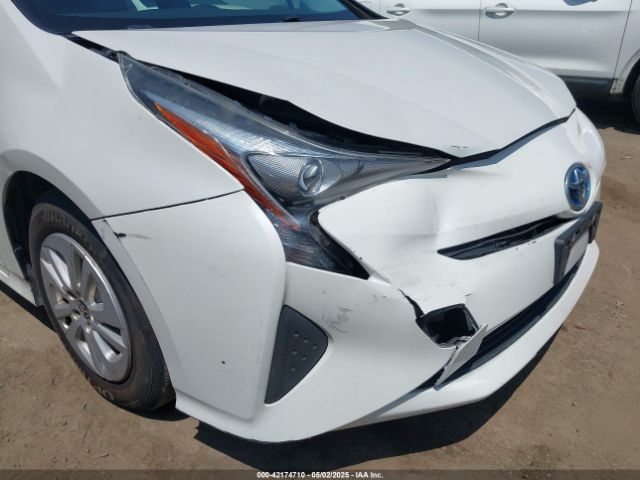 JTDKBRFU4G3523676 Toyota Prius Two