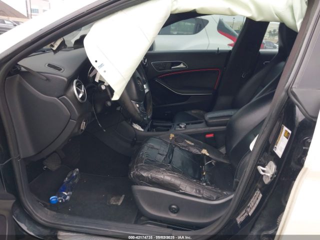 WDDSJ4EB7EN104248 Mercedes-Benz CLA 250