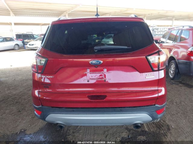 1FMCU0HD4JUC09529 Ford ESCAPE SEL